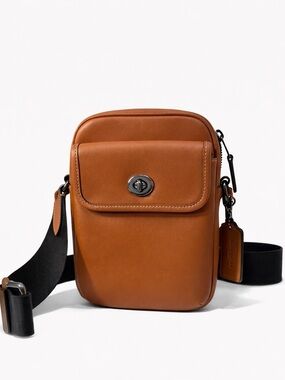 Coach Men’s Leather Crossbody Bag Slim Turnlock Messenger Saddle Brown